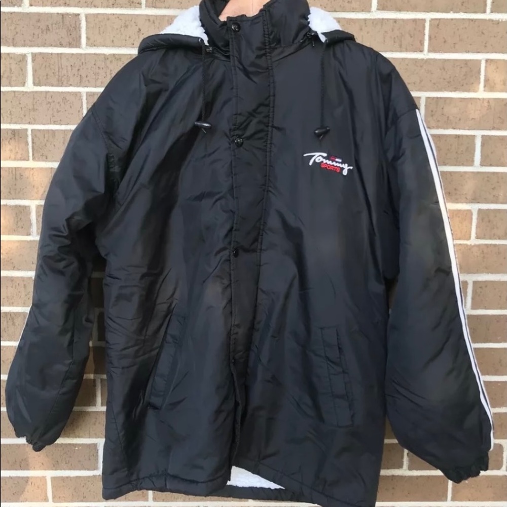 Tommy sports black jacket size large
